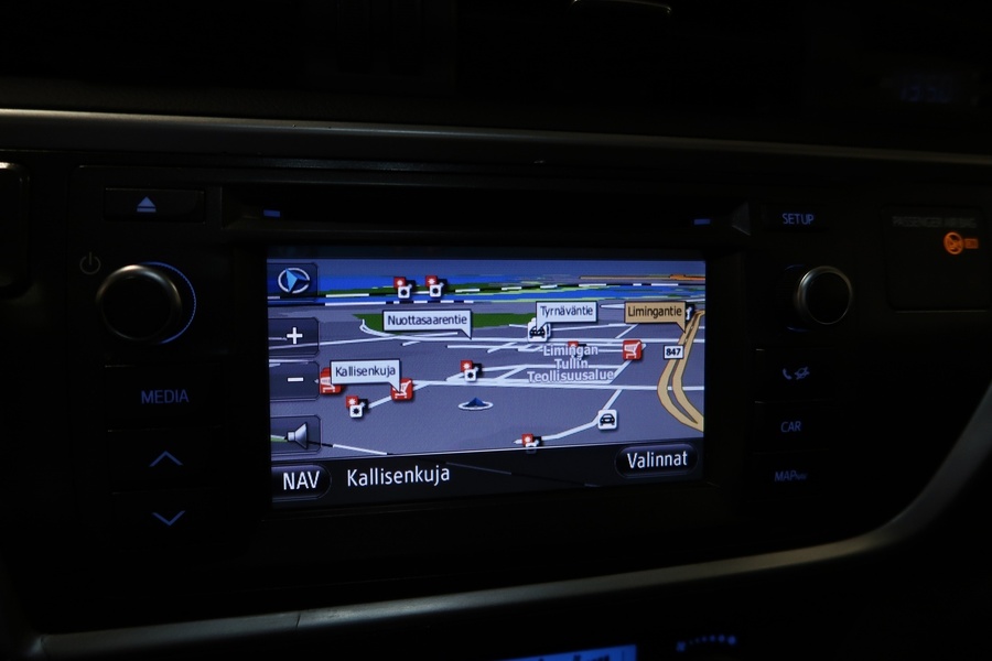 Toyota Auris vaihtoauto