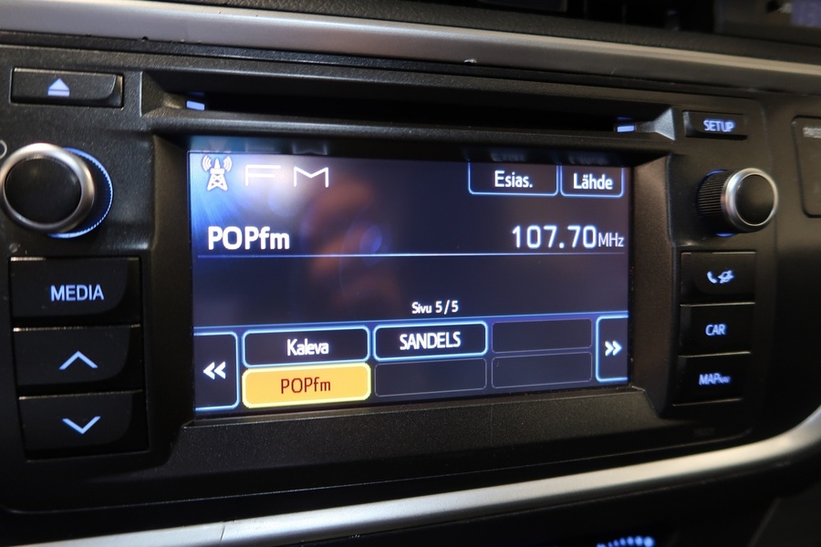 Toyota Auris vaihtoauto