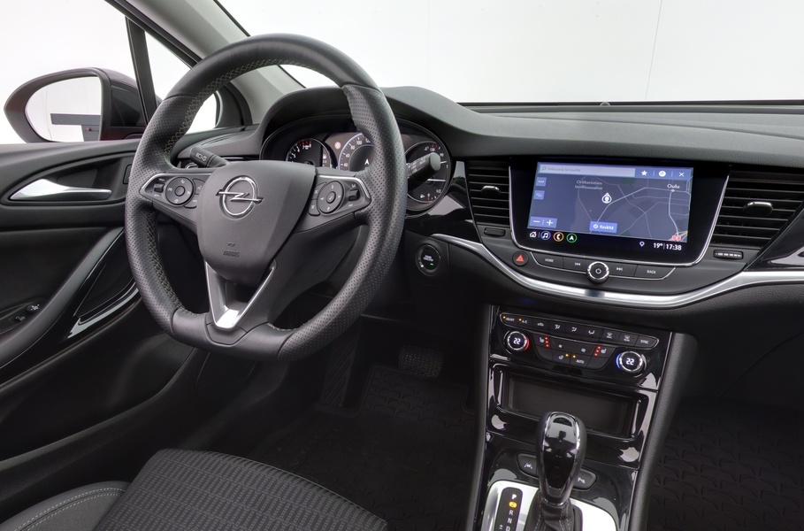 Opel Astra vaihtoauto