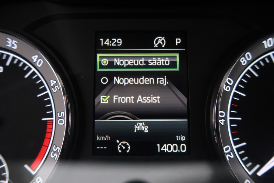 Skoda Karoq vaihtoauto