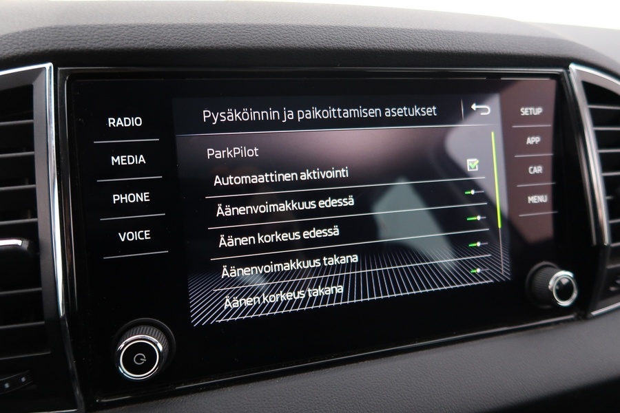 Skoda Karoq vaihtoauto