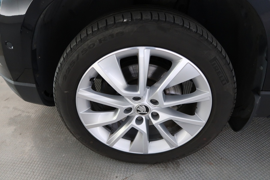 Skoda Karoq vaihtoauto