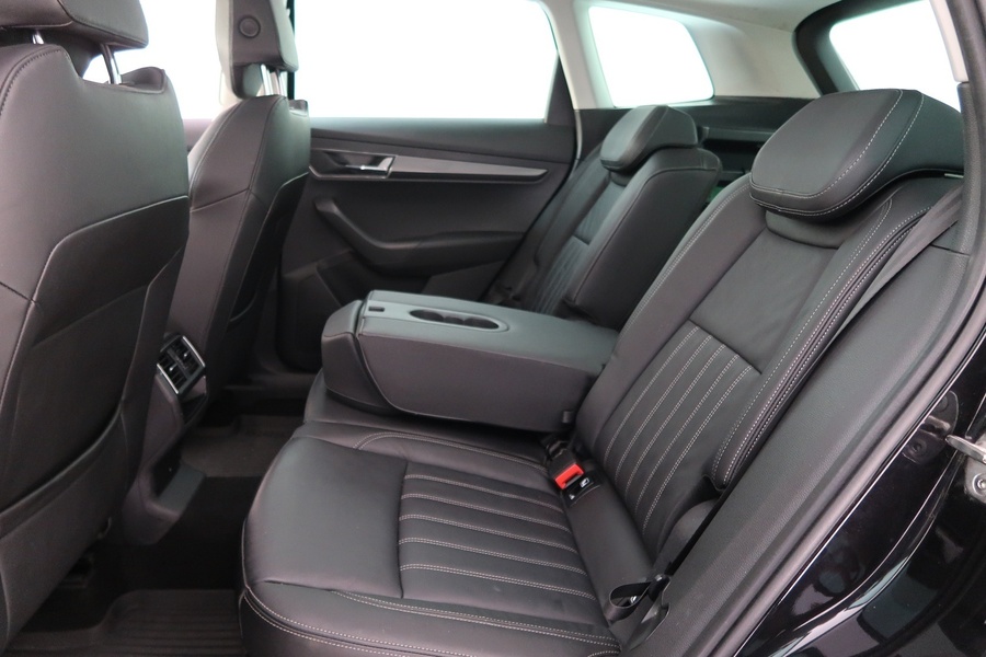 Skoda Karoq vaihtoauto