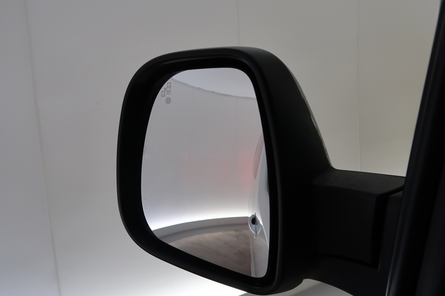 Opel Zafira vaihtoauto