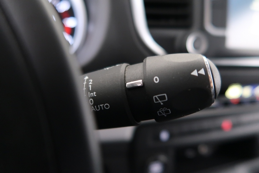 Opel Zafira vaihtoauto