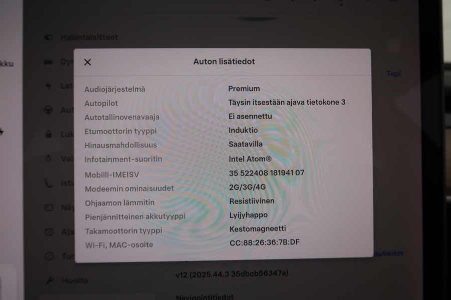 Tesla Model 3 vaihtoauto