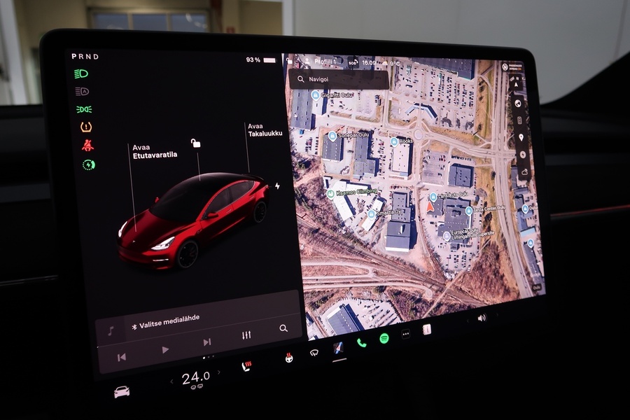 Tesla Model 3 vaihtoauto