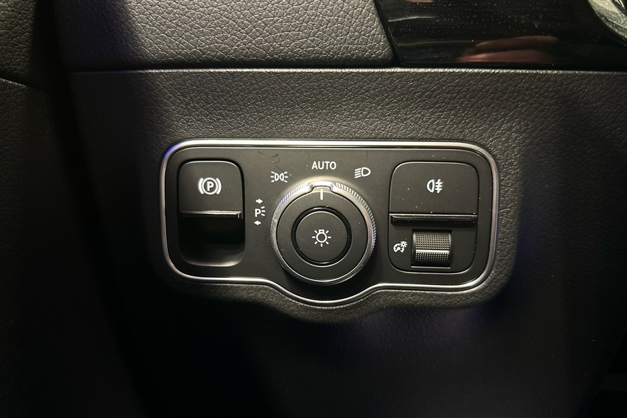 Mercedes-Benz EQA vaihtoauto