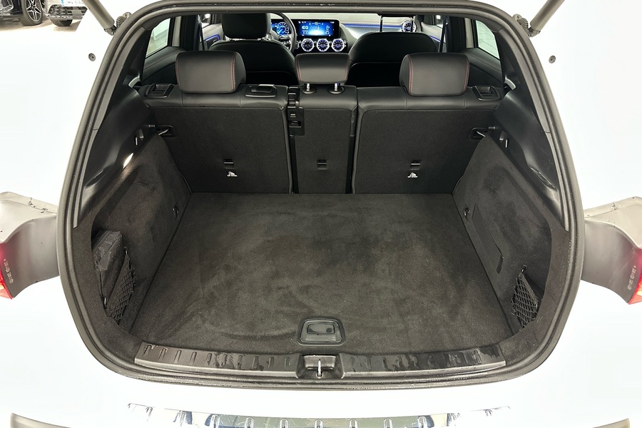 Mercedes-Benz EQA vaihtoauto