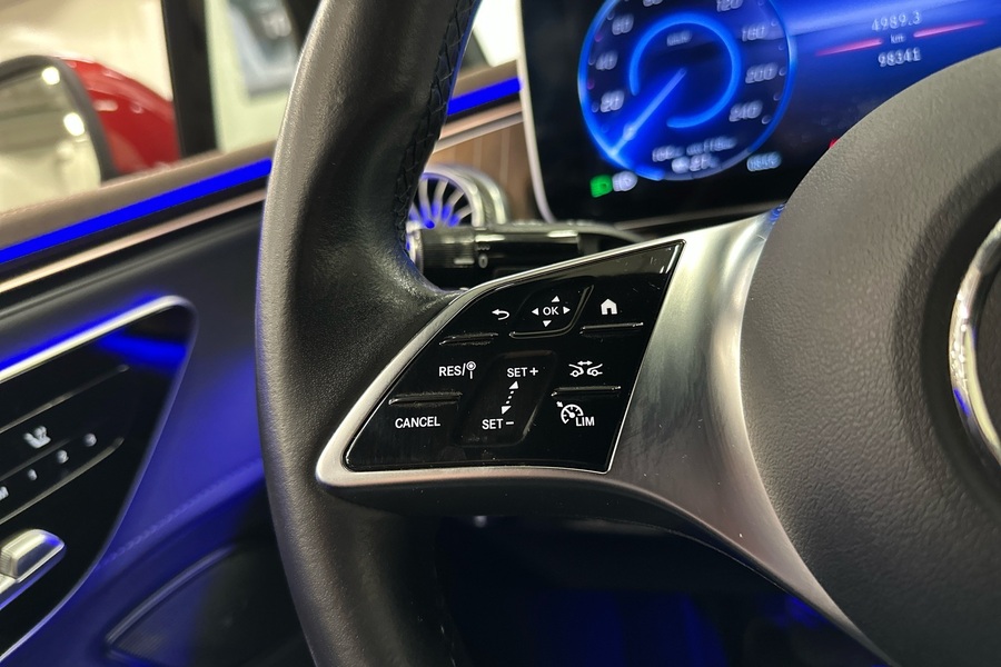 Mercedes-Benz EQE vaihtoauto