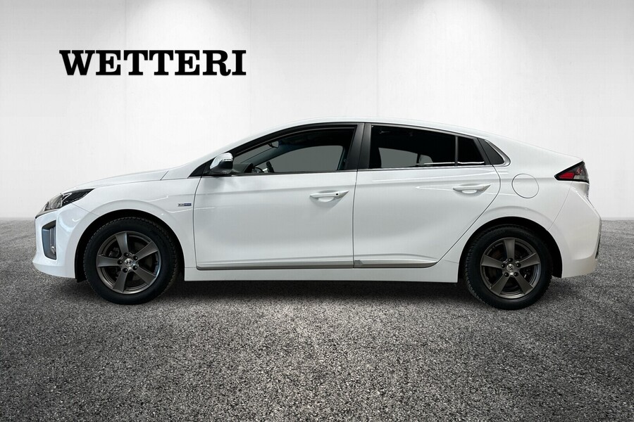 Hyundai IONIQ hybrid vaihtoauto