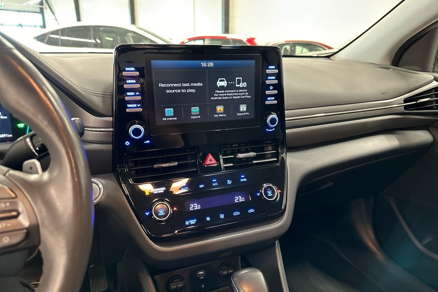 Hyundai IONIQ hybrid vaihtoauto