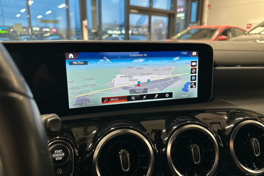 Mercedes-Benz CLA-sarja vaihtoauto