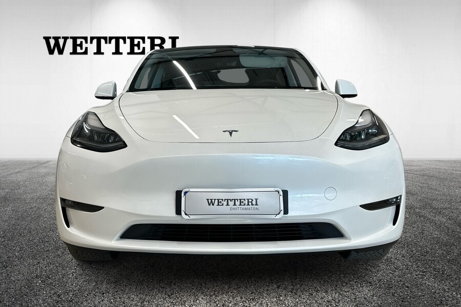 Tesla Model Y vaihtoauto