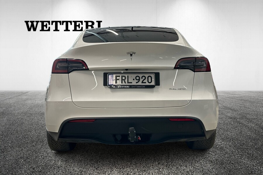 Tesla Model Y vaihtoauto