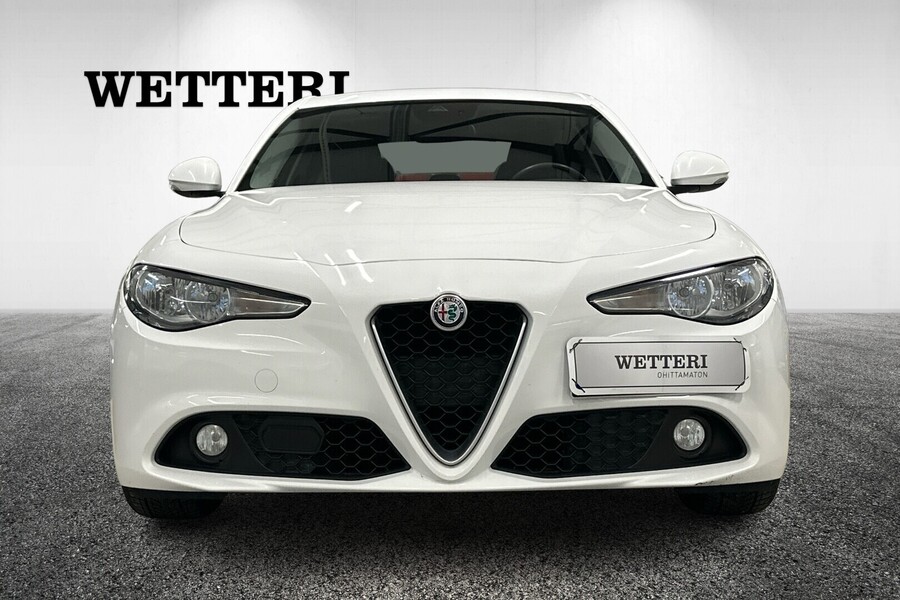 Alfa Romeo Giulia vaihtoauto