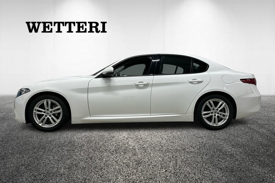 Alfa Romeo Giulia vaihtoauto