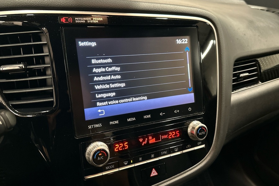 Mitsubishi Outlander PHEV vaihtoauto