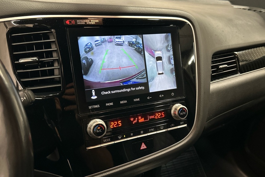 Mitsubishi Outlander PHEV vaihtoauto