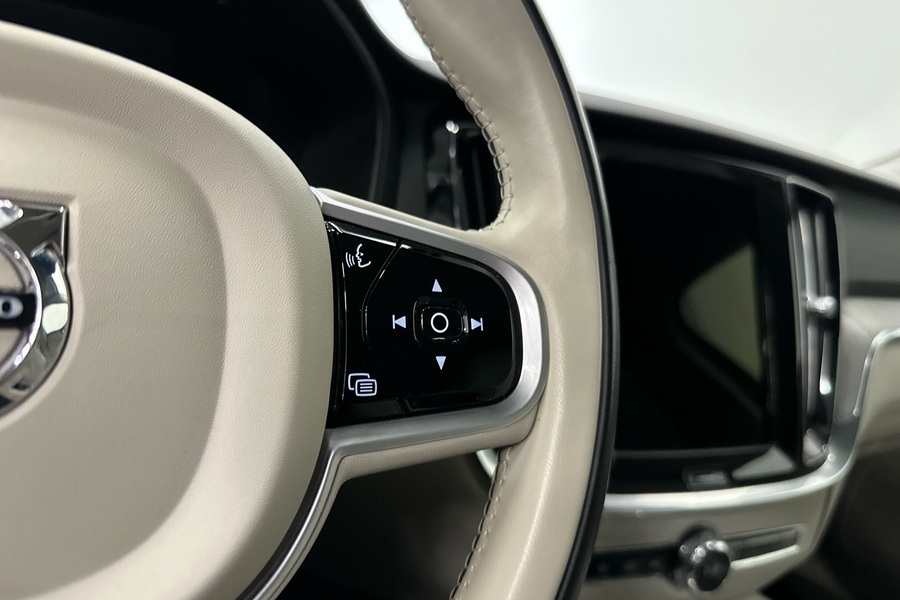 Volvo V60 Cross Country vaihtoauto