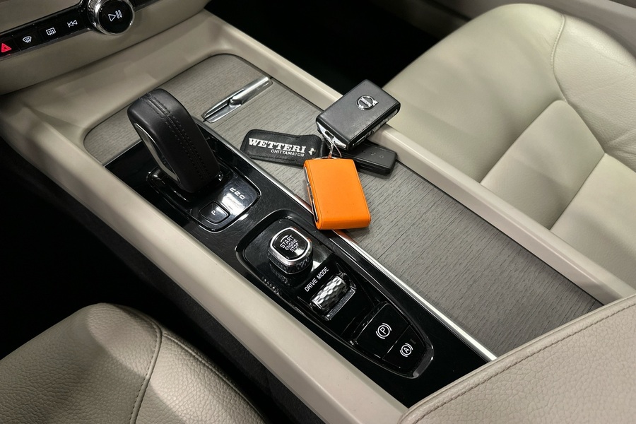 Volvo V60 Cross Country vaihtoauto