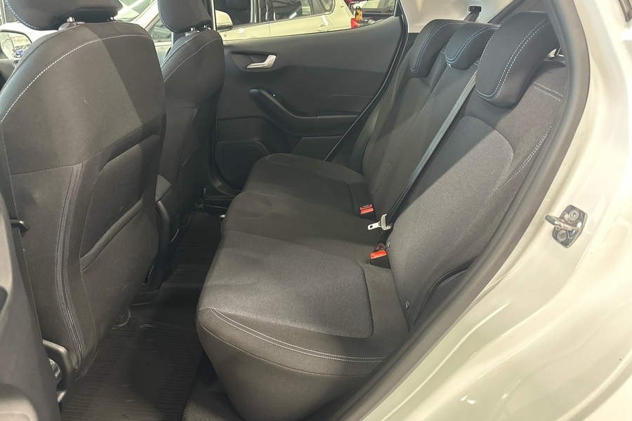 Ford Fiesta vaihtoauto