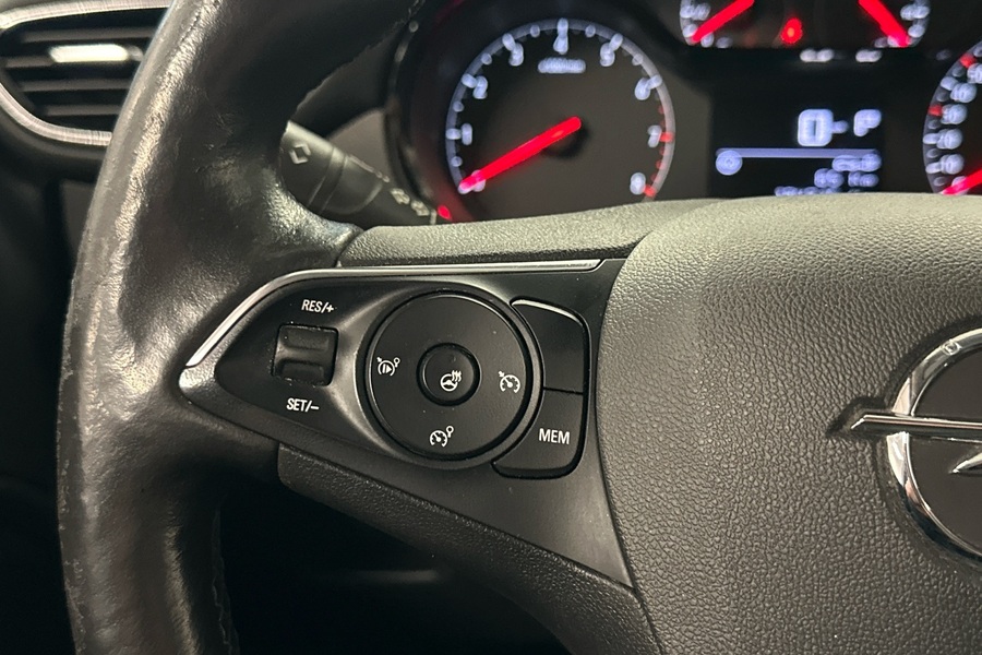 Opel Crossland X vaihtoauto