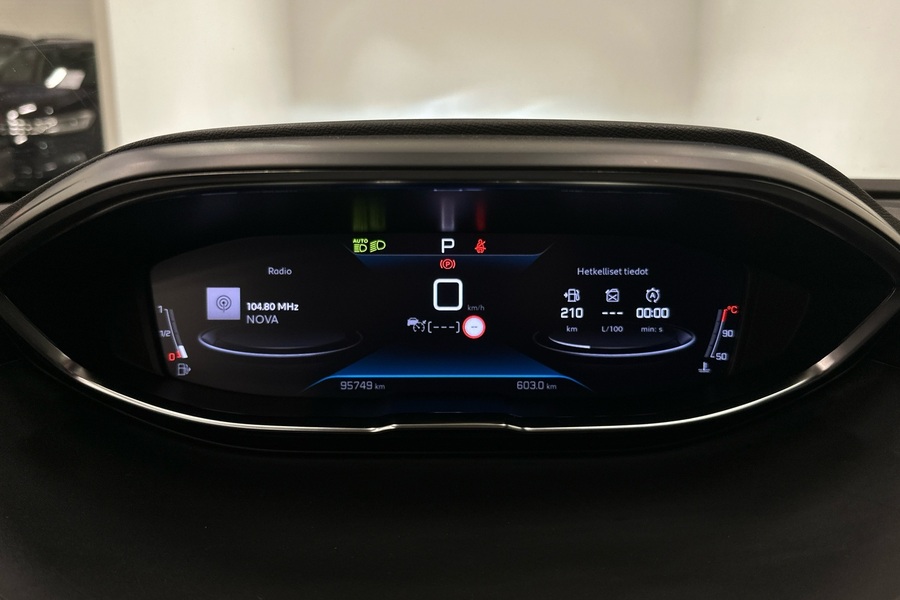 Peugeot 5008 vaihtoauto