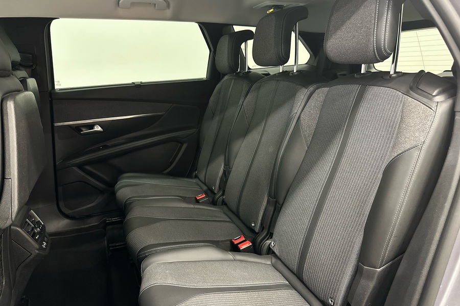 Peugeot 5008 vaihtoauto