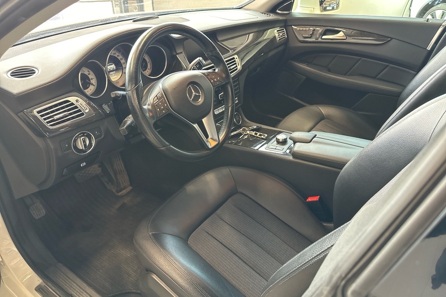 Mercedes-Benz CLS vaihtoauto