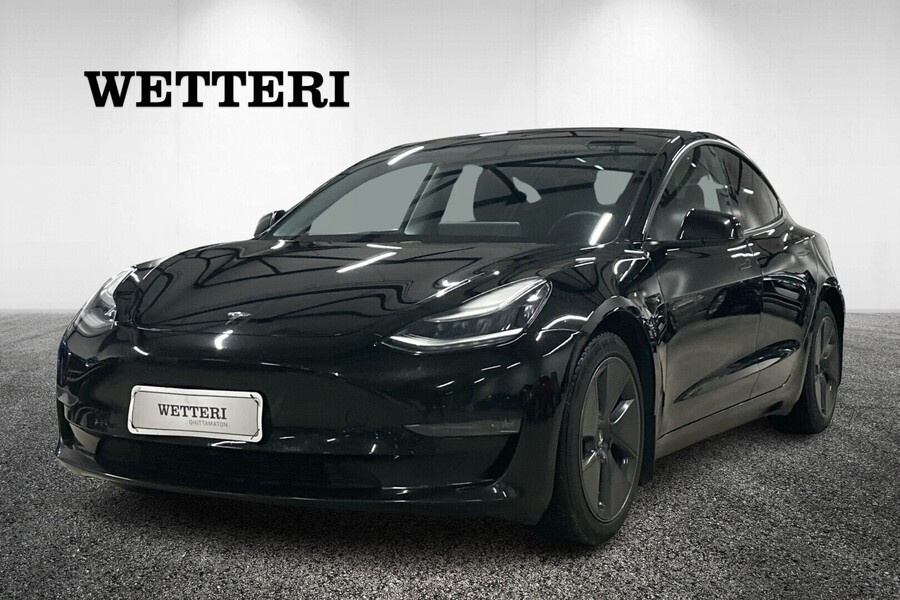 Tesla Model 3 vaihtoauto
