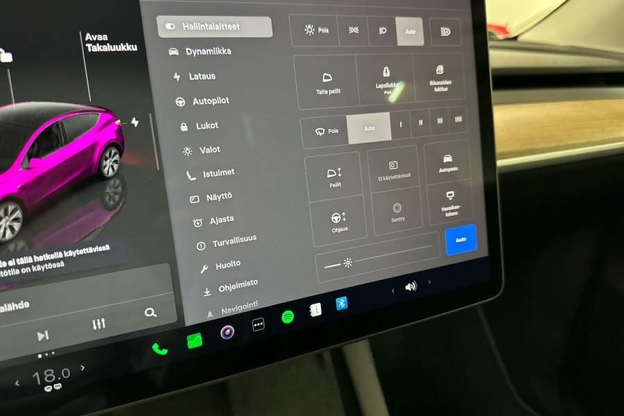 Tesla Model Y vaihtoauto