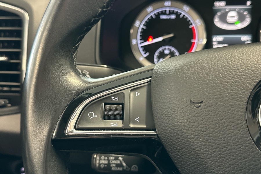 Skoda Karoq vaihtoauto