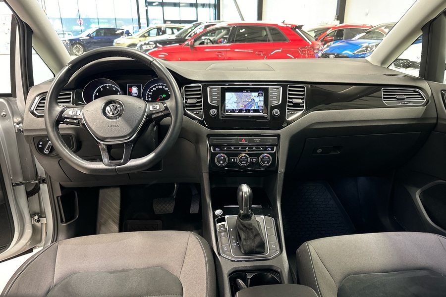 Volkswagen Golf Sportsvan vaihtoauto