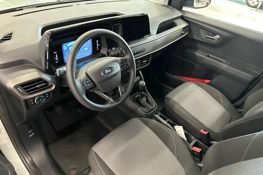 Ford Transit Courier vaihtoauto