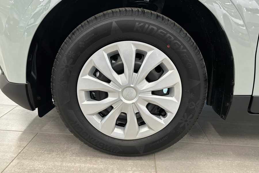 Ford Transit Courier vaihtoauto