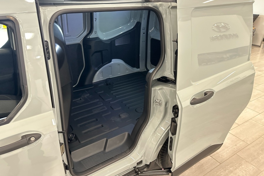 Ford Transit Courier vaihtoauto