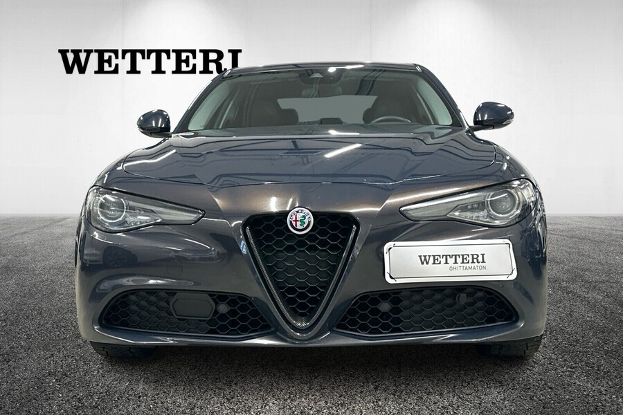 Alfa Romeo Giulia vaihtoauto