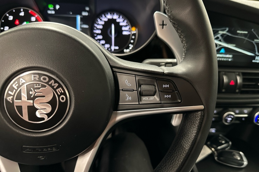 Alfa Romeo Giulia vaihtoauto