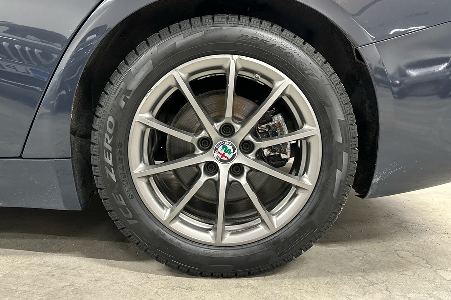 Alfa Romeo Giulia vaihtoauto