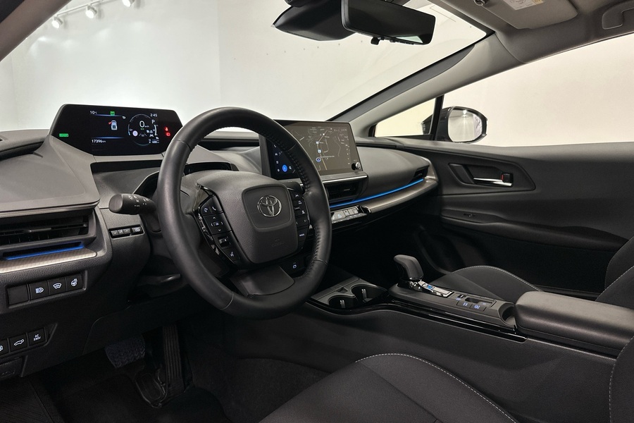 Toyota Prius Plug-in vaihtoauto