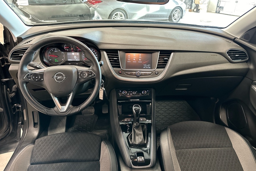 Opel Grandland X vaihtoauto