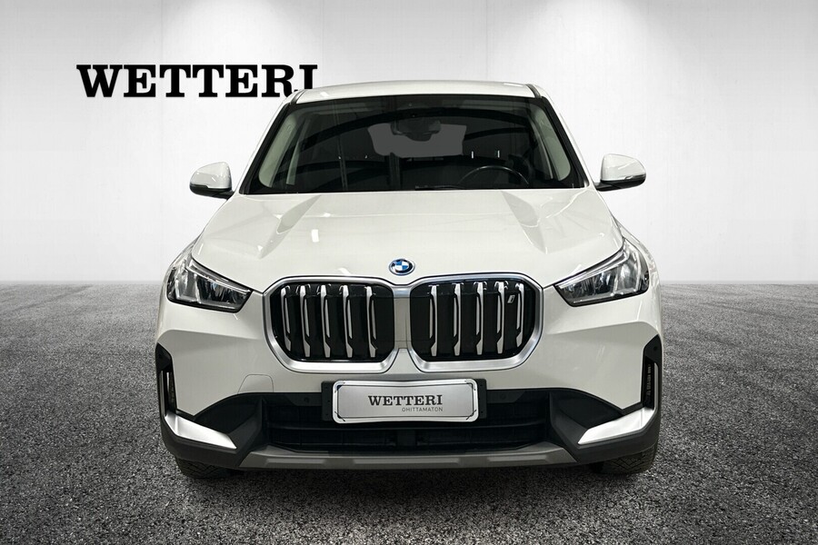 BMW iX1 vaihtoauto