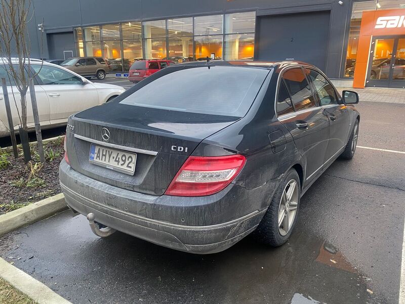 Mercedes-Benz C vaihtoauto