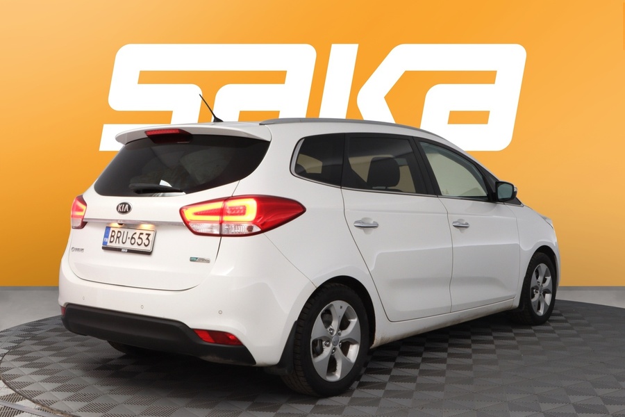Kia Carens vaihtoauto
