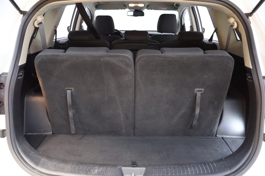 Kia Carens vaihtoauto