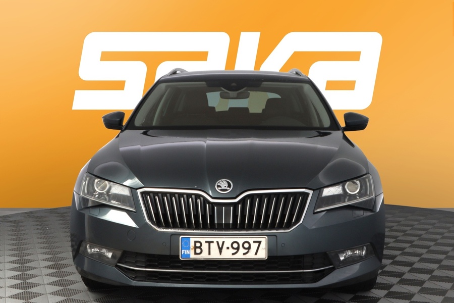 Skoda Superb vaihtoauto