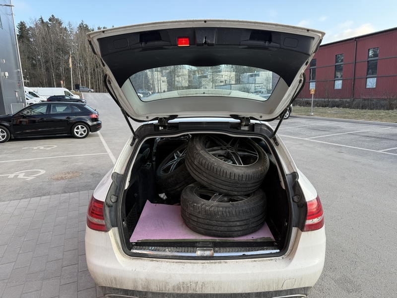 Mercedes-Benz C vaihtoauto