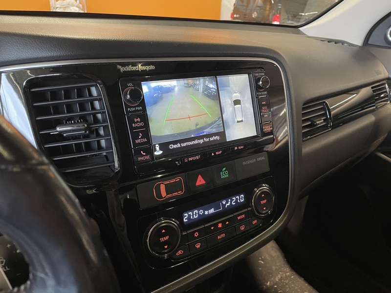 Mitsubishi Outlander PHEV vaihtoauto