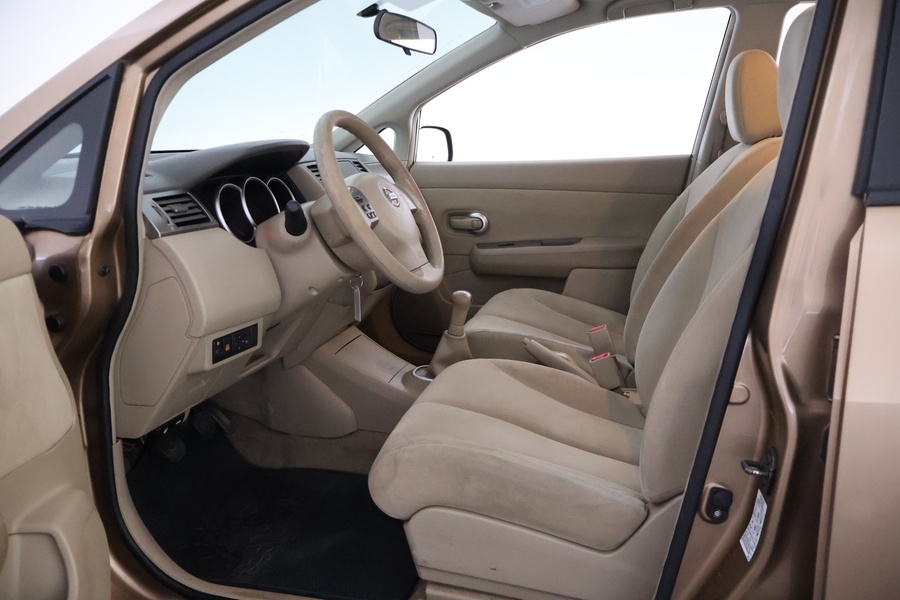 Nissan Tiida vaihtoauto